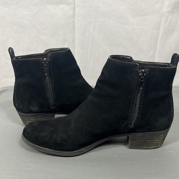 Vince Camuto Brystal Boot in Black. - Picture 6 of 11